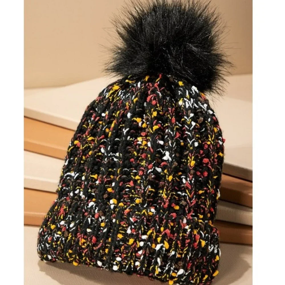 🆕 Black & Multicolor Confetti Knit Beanie w/ Faux Fur Pom-Pom 🆕